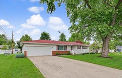 204 Douglas Drive, Tuscola, IL 61953