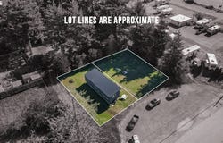 June Ave SE, Bandon, OR 97411