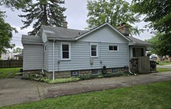 23060 Hoover Avenue, Hazel Park, MI 48030