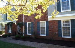8325 FARMINGTON Blvd, Germantown, TN 38139