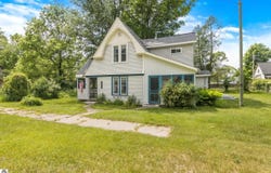 7692 3rd Street, Thompsonville, MI 49683