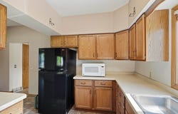 1617 E Blodgett Street, Marshfield, WI 54449