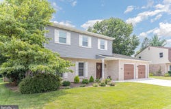 706 ROBERT STREET, MECHANICSBURG, PA 17055