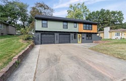 7312 Hedges Avenue, Raytown, MO 64133