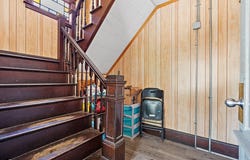 9 Caprera Rd, Worcester, MA 01604