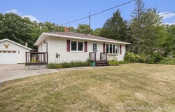 5476 Heights Ravenna Road, Fruitport, MI 49415