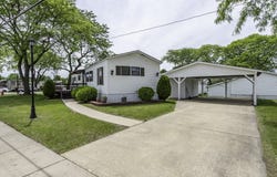 Park City, IL 60085