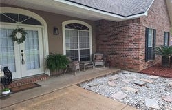 143 FORTUNE Loop, Pineville, LA 71360
