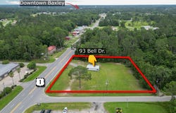 93 Bell, Baxley, GA 31513