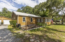 105 NW 7th Street, Oak Island, NC 28465