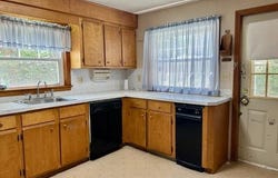 11 Pine Street, Sanford, ME 04073