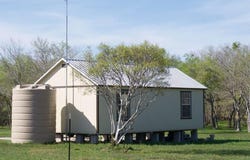 1527 County Road 412, Stockdale, TX 78160