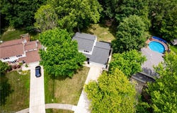 8132 Pinehurst Drive, Parma, OH 44129