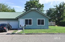 173 NW 7th Ave, Ontario, OR 97914