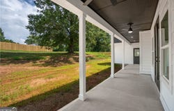 135 Oak Terrace, Baldwin, GA 30511