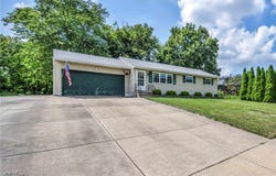 708 Charlotte Drive, Brunswick, OH 44212