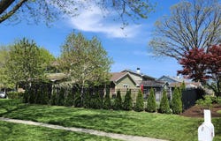 301 Oakbrook Court, Bartlett, IL 60103