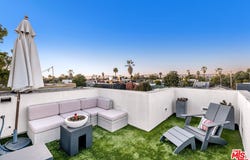 552 Grand Blvd, Venice, CA 90291