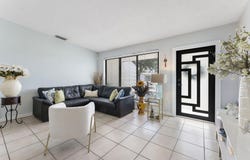 400 NW 98th Avenue, Pembroke Pines, FL 33024
