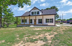 103 N Duncan St, Jamestown, TN 38556