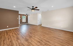210 N Harrison Street, McGregor, TX 76657