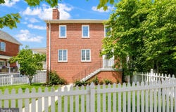 2012 S GLEBE Road, ARLINGTON, VA 22204