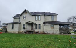 907 S Limestone Street, Springfield, OH 45505
