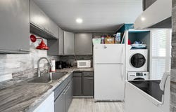 9 Ontario Dr, Brigantine, NJ 08203