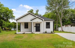 1016 Confederate Avenue S, Rock Hill, SC 29732