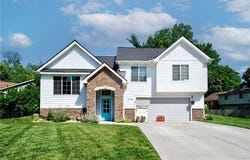 5716 NW Creekview Drive, Parkville, MO 64152