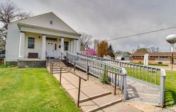 400 S Washington Street, Jerseyville, IL 62052