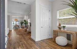 7938 Kenyon Avenue, Los Angeles, CA 90045