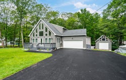 4130 Mill Creek Drive, Cresco, PA 18326