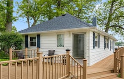 9055 E 480 S, Wolcottville, IN 46795-9735