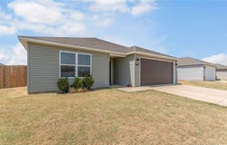 1602 S Blandford Street, Siloam Springs, AR 72761