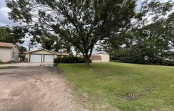 900 N Cessna Rd, Hutchinson, KS 67501