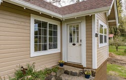 2075 NE Mossy Loop, Toledo, OR 97391