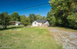 7808 Staley Rd, Corryton, TN 37721