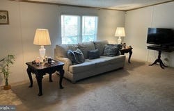 8 RED OAK DRIVE, NOTTINGHAM, PA 19362