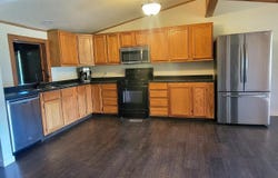 7697 State Highway 176, Walnut Shade, MO 65771
