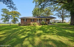 99 Ruby Lane, Roper, NC 27970