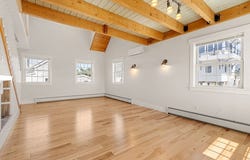 8 58th St, Newburyport, MA 01950