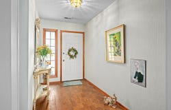 6304 BAYCHESTER Drive, Fort Wayne, IN 46815