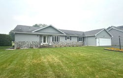 5235 CHESAPEAKE Court, OSHKOSH, WI 54901
