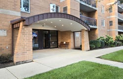 7414 W Irving Park Road, Norridge, IL 60706
