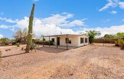 2158 N GOLD Drive, Apache Junction, AZ 85120