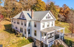 2027 LINCOLN WAY E, CHAMBERSBURG, PA 17202