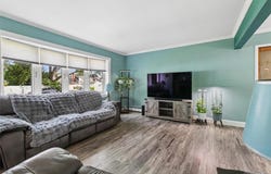 15 Willard Avenue, Farmingdale, NY 11735