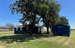 10100 US Highway 67 84, Bangs, TX 76823