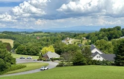 430 Summerhill Drive, Kodak, TN 37764